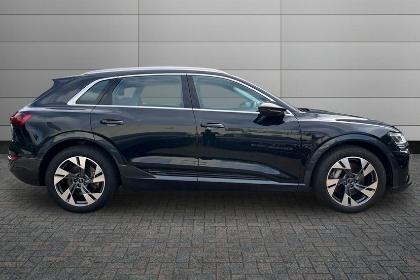 Audi Q8 e tron 50 Sport Suv Quattro 95Kwh 11Kw Black #4