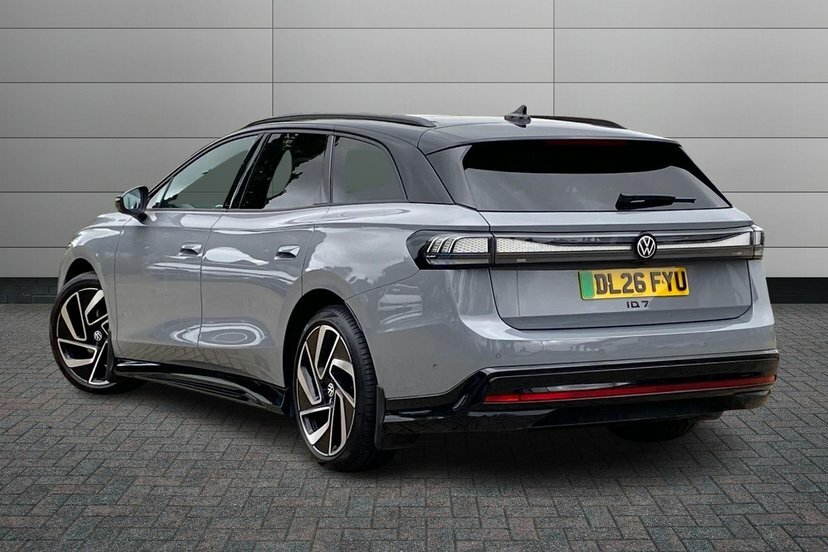 Volkswagen ID.7 Pro S 86Kwh Match Plus Tourer 2 Grey #3