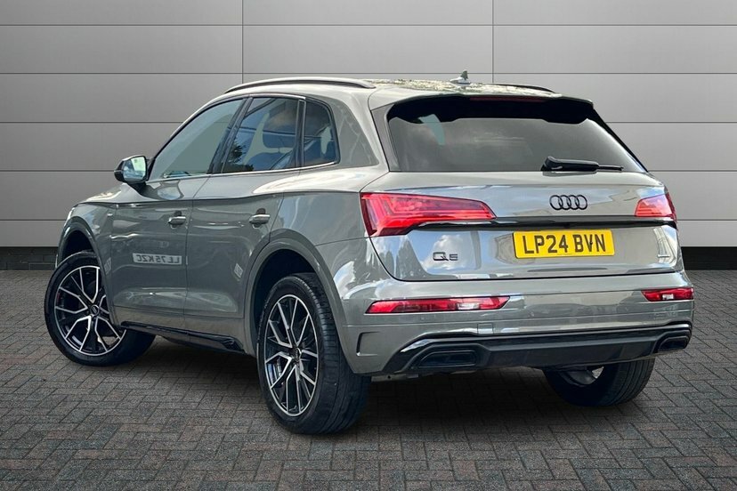 Audi Q5 2.0 Tdi 40 Black Edition Suv S Tronic Q Grey #3