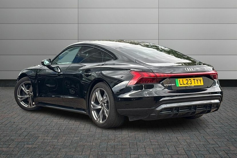 Audi E Tron GT 93.4Kwh Saloon Quattro 476 Ps Black #3