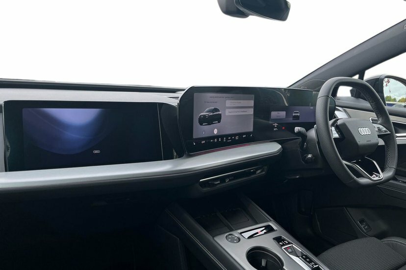 Audi Q4 E Tron 82Kwh Performance Launch Edition Suv LP26ATN Black #2