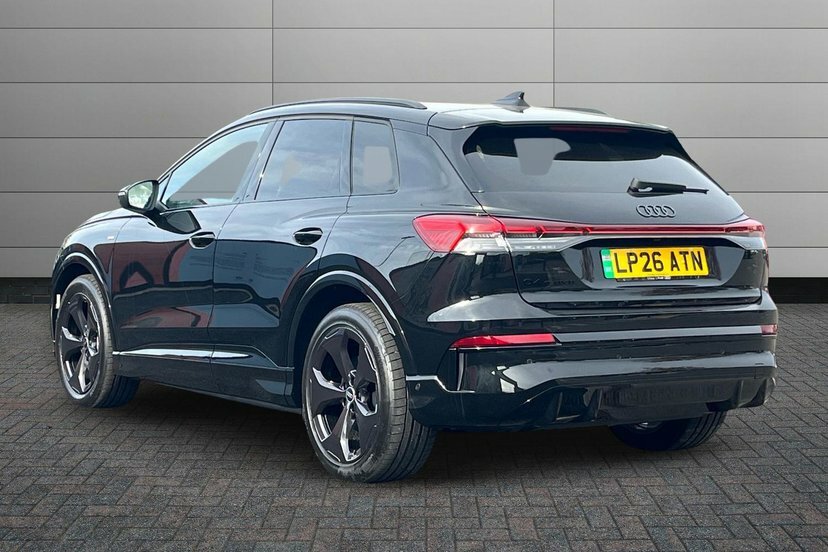 Audi Q4 E Tron 82Kwh Performance Launch Edition Suv LP26ATN Black #3