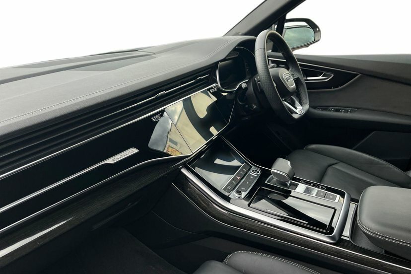 Audi Q7 3.0 Tdi V6 50 Black Edition Suv Tiptron Black #2