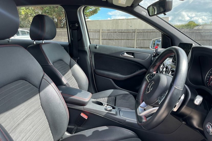 Mercedes-Benz B Class 1.6 B180 Exclusive Edition 7G-dct Grey #23
