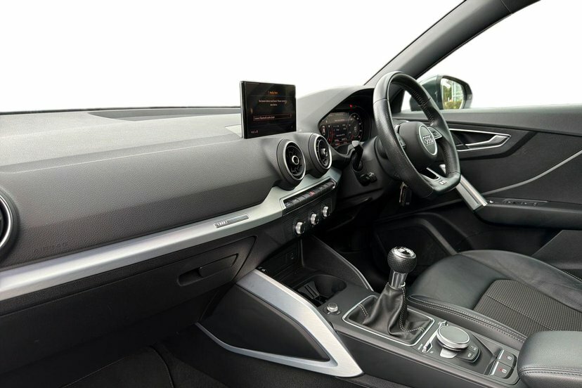 Audi Q2 1.4 Tfsi Cod S Line Suv 150 Ps GD18YSH Grey #2
