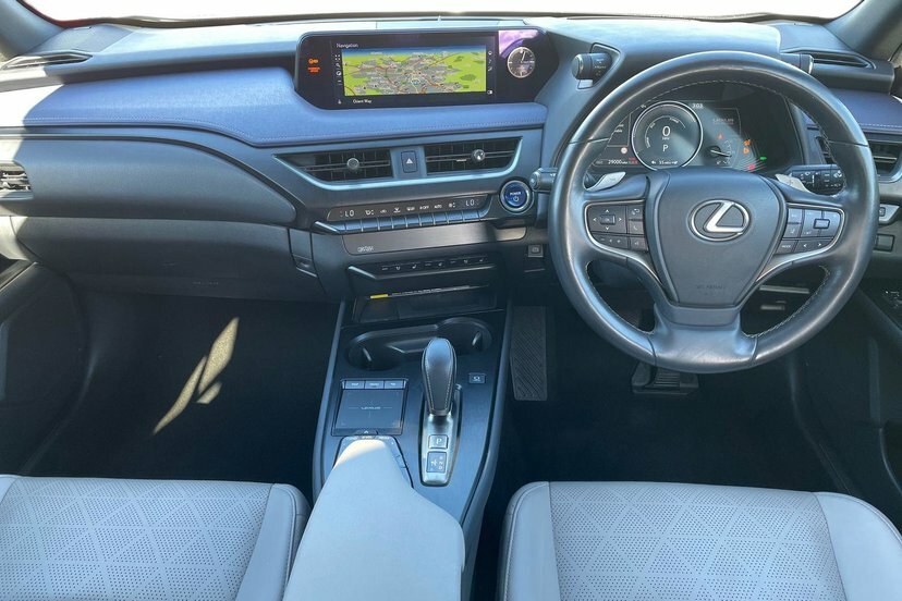 Lexus UX 300E 54.3Kwh Takumi Suv 204 Ps Silver #6