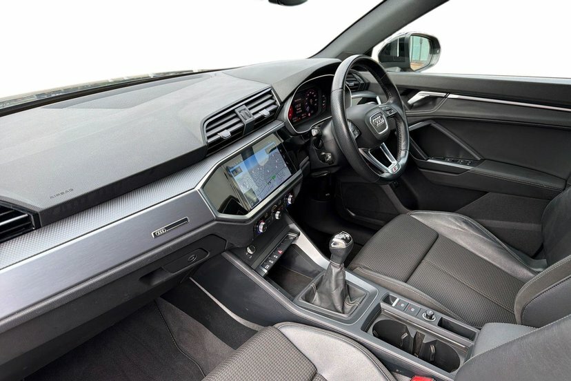 Audi Q3 1.5 Tfsi Cod 35 S Line Suv 150 Black #6
