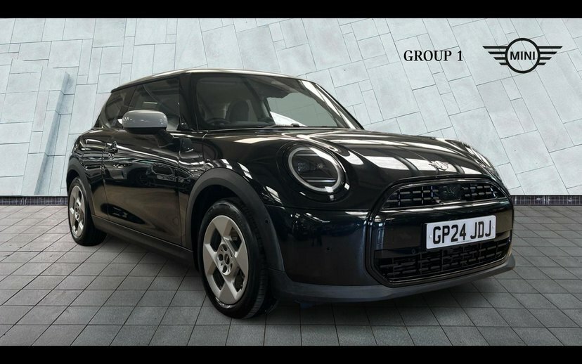 Mini Hatch Cooper C Black