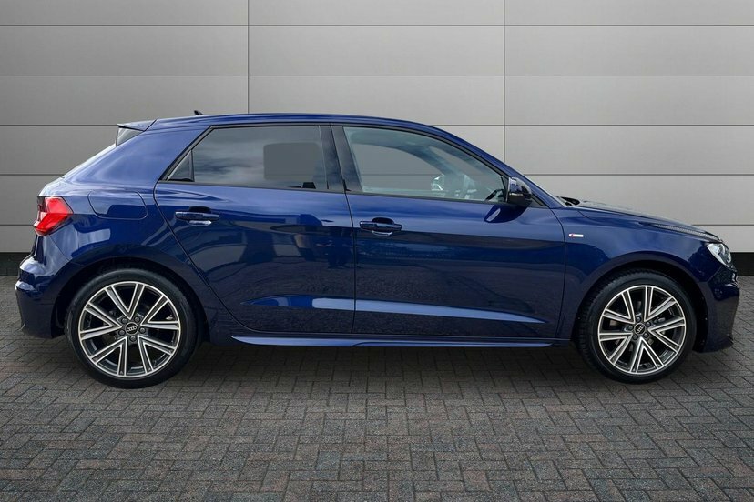 Audi A1 1.0 Tfsi 30 S Line Sportback S Tronic Blue #4