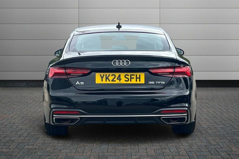 Audi A5 35 Tfsi Sport S Tronic 2024 Black #11