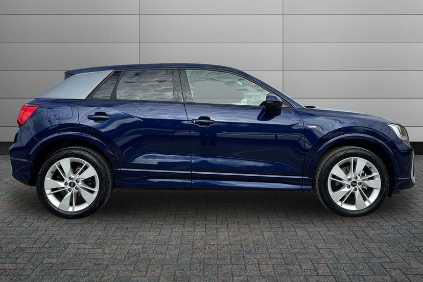 Audi Q2 1.5 Tfsi Cod 35 S Line Suv 150 Blue #4