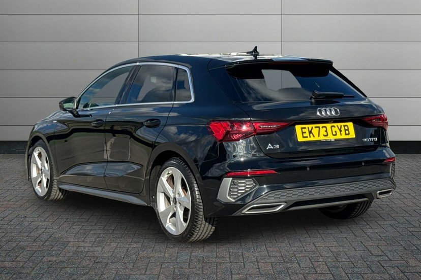 Audi A3 1.0 Tfsi 30 S Line Sportback S Tronic Black #3