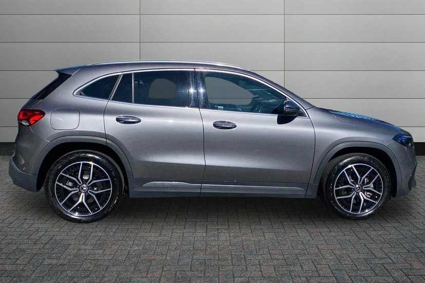 Mercedes-Benz EQA Eqa 250 70.5Kwh Amg Line Premium Suv Electr Grey #3