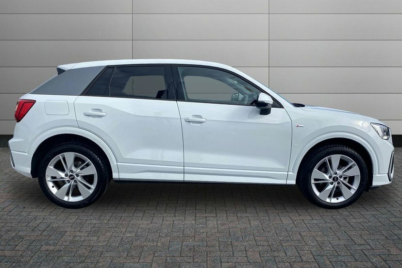 Audi Q2 1.5 Tfsi Cod 35 S Line Suv S Tronic 15 OW75GNZ White #4