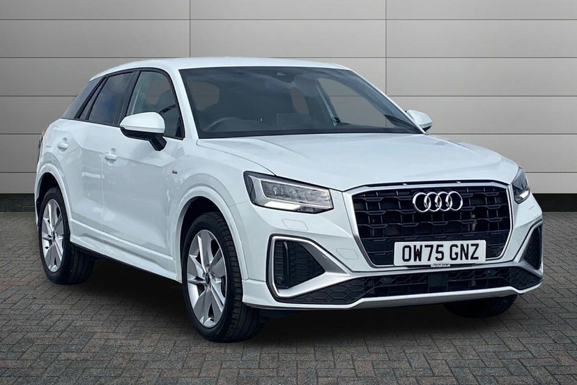 Audi Q2 1.5 Tfsi Cod 35 S Line Suv S Tronic 15 OW75GNZ White