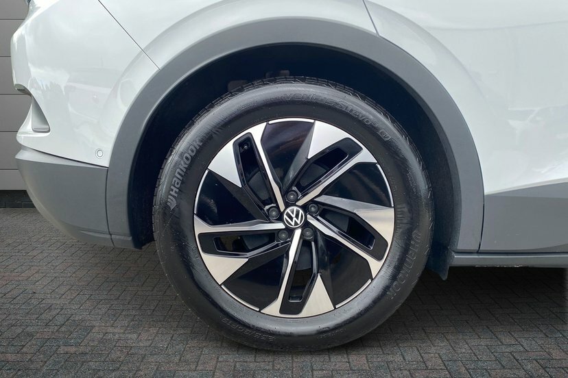 Volkswagen ID.4 Pro 77Kwh Match Suv 286 Ps White #5
