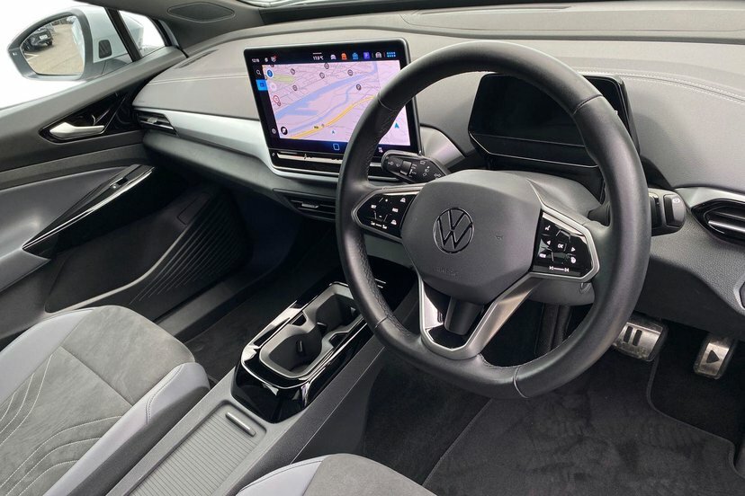 Volkswagen ID.4 Pro 77Kwh Match Suv 286 Ps White #6