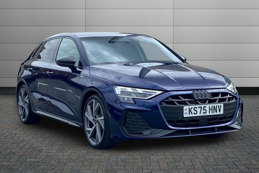 Audi A3 1.5 Tfsi Black Edition Sportback S Tron Blue
