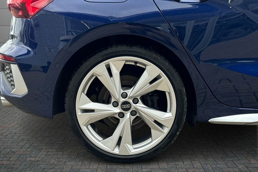 Audi S3 2.0 Tfsi Sportback S Tronic Quattro 31 Blue #4