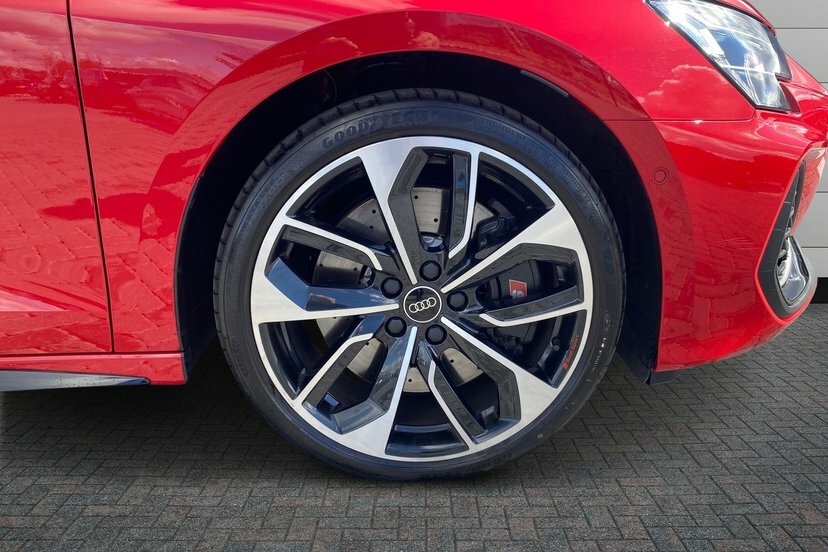 Audi S3 2.0 Tfsi Black Edition Saloon S Tronic Red #5