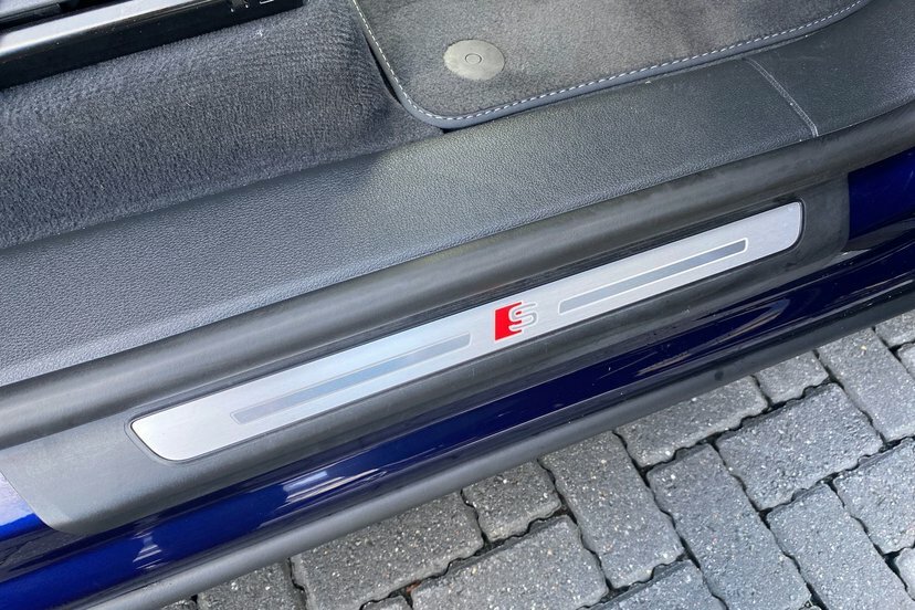 Audi Q8 Sq8 Black Edition Tfsi Quattro Blue #31