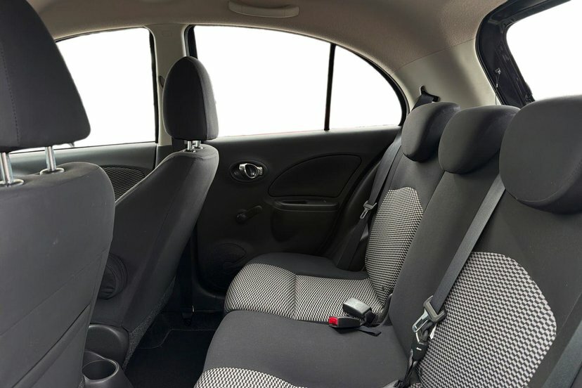 Nissan Micra Micra Vibe Silver #10