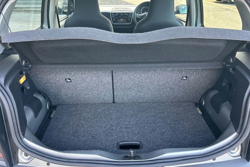 Volkswagen Up Move Up 3-Door White #10