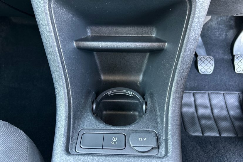 Volkswagen Up Move Up 3-Door White #22