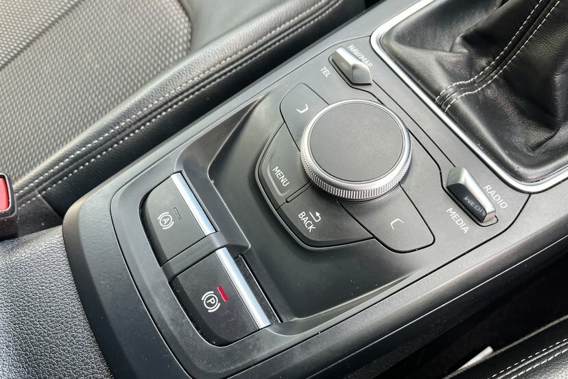 Audi Q2 Estate 30 Tdi S Line Black #28