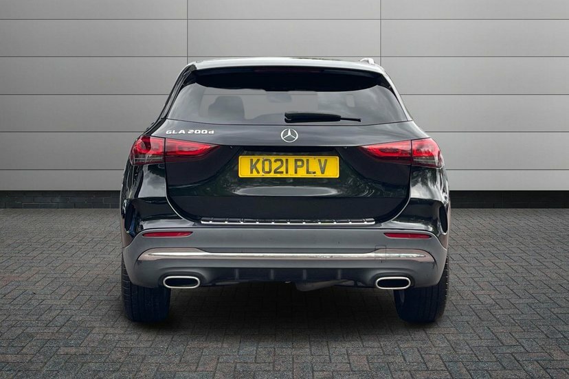 Mercedes-Benz GLA Class Gla 200D Amg Line Premium Black #12