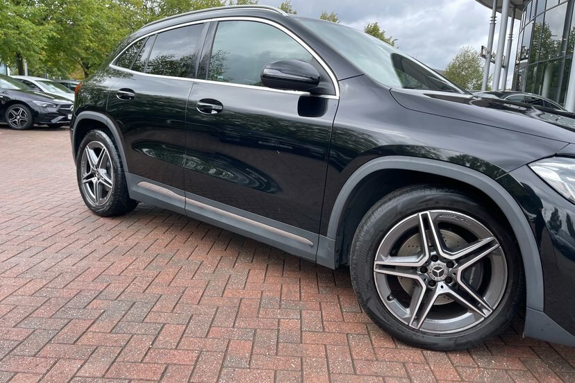 Mercedes-Benz GLA Class Gla 200D Amg Line Premium Black #41
