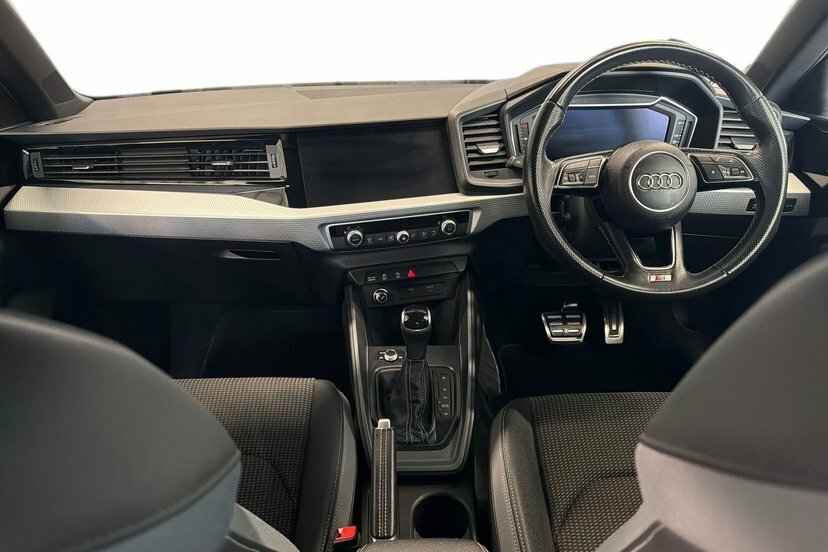 Audi A1 25 Tfsi Sport S Tronic Black #9