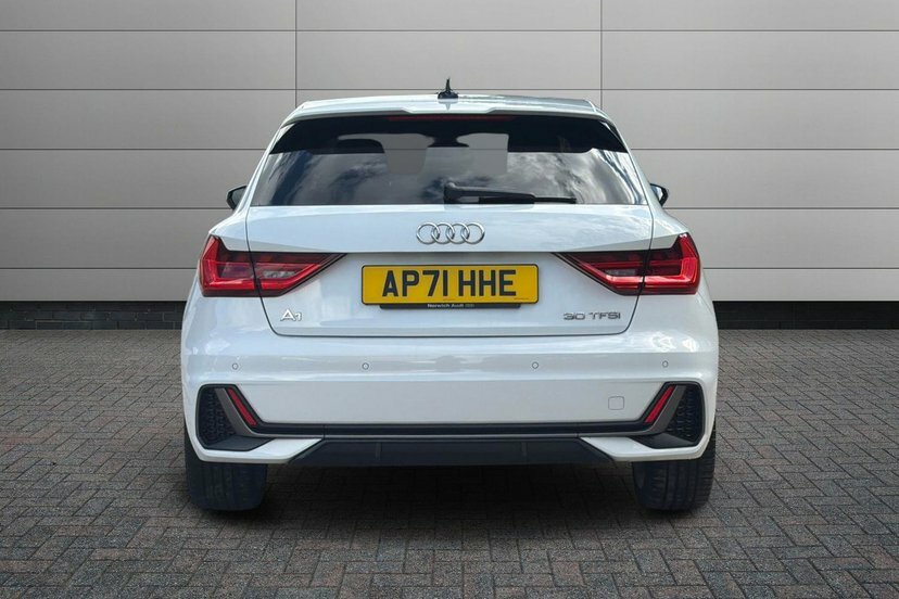 Audi A1 25 Tfsi Sport S Tronic Black #11