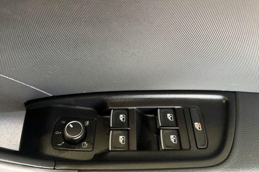 Audi A1 25 Tfsi Sport S Tronic Black #21