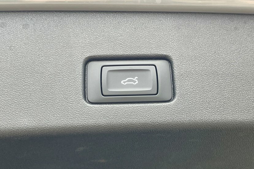 Audi Q4 E Tron 150Kw 40 82Kwh Sport White #12