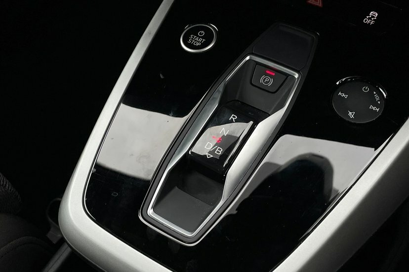 Audi Q4 E Tron 150Kw 40 82Kwh Sport White #29