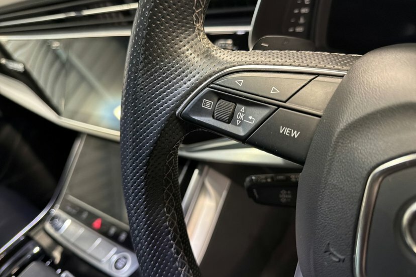 Audi Q8 Sq8 Tfsi Quattro Tiptronic Black #28