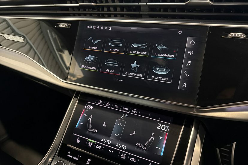 Audi Q8 Sq8 Tfsi Quattro Tiptronic Black #34