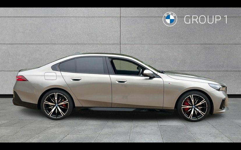 BMW i5 I5 Edrive40 M Sport Pro Saloon Grey #3