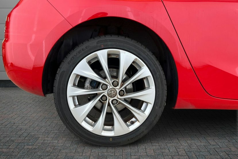 Vauxhall Astra 1.4I Energy Red #5