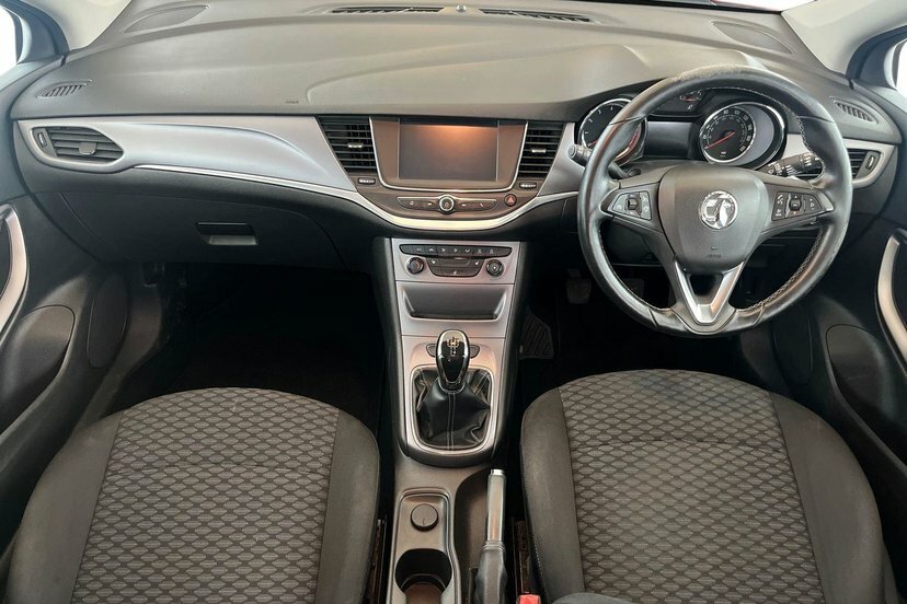 Vauxhall Astra 1.4I Energy Red #6
