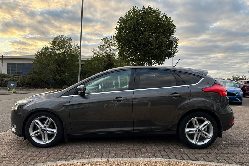 Ford Focus 1.0T Ecoboost St-line Euro 6 Ss Black #28
