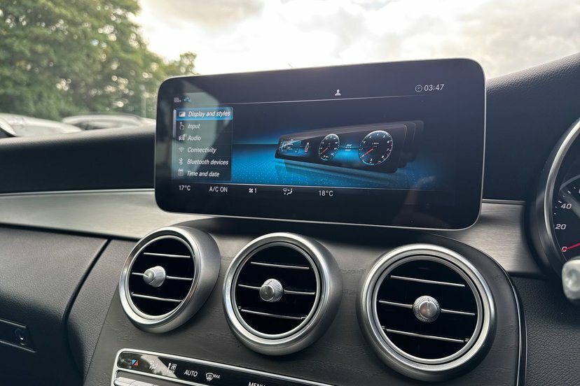 Mercedes-Benz C Class Amg Line Premium #36