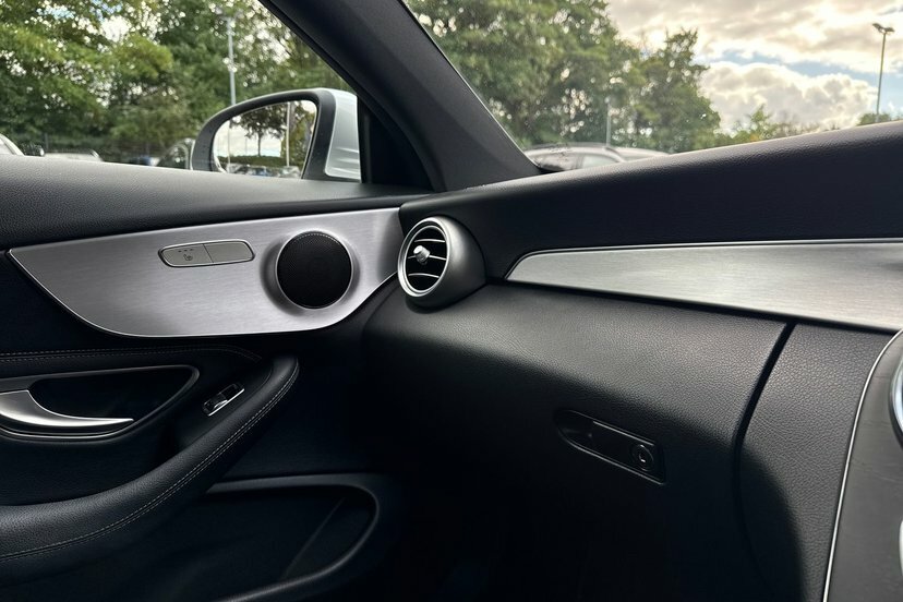 Mercedes-Benz C Class Amg Line Premium #30