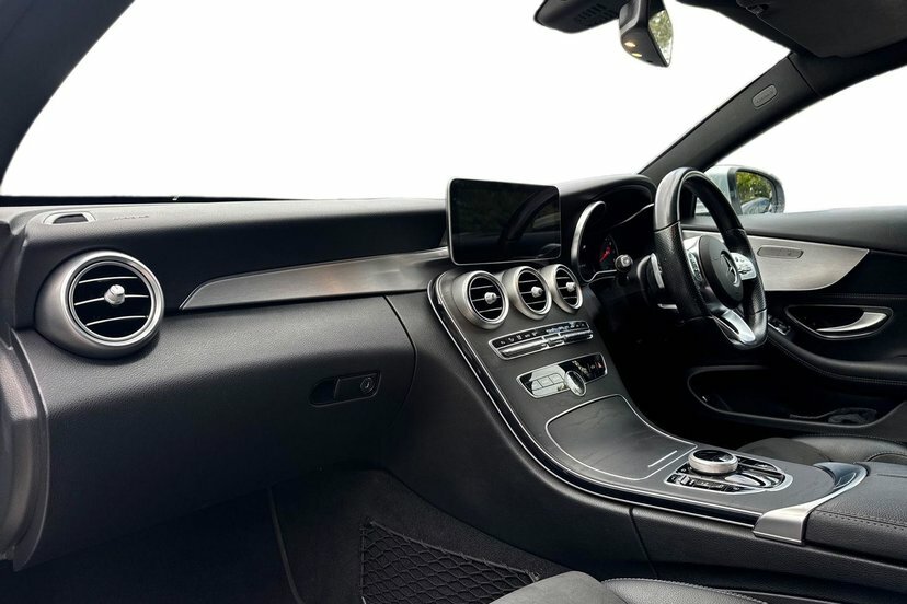Mercedes-Benz C Class Amg Line Premium #9