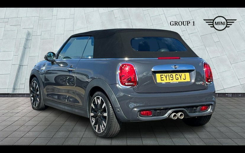 Mini Convertible 2.0 Cooper S Exclusive Convertible Step Grey #2
