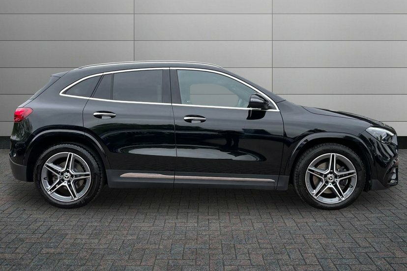 Mercedes-Benz GLA Class 2.0 Gla220d Amg Line Premium Suv 8G-d Black #3