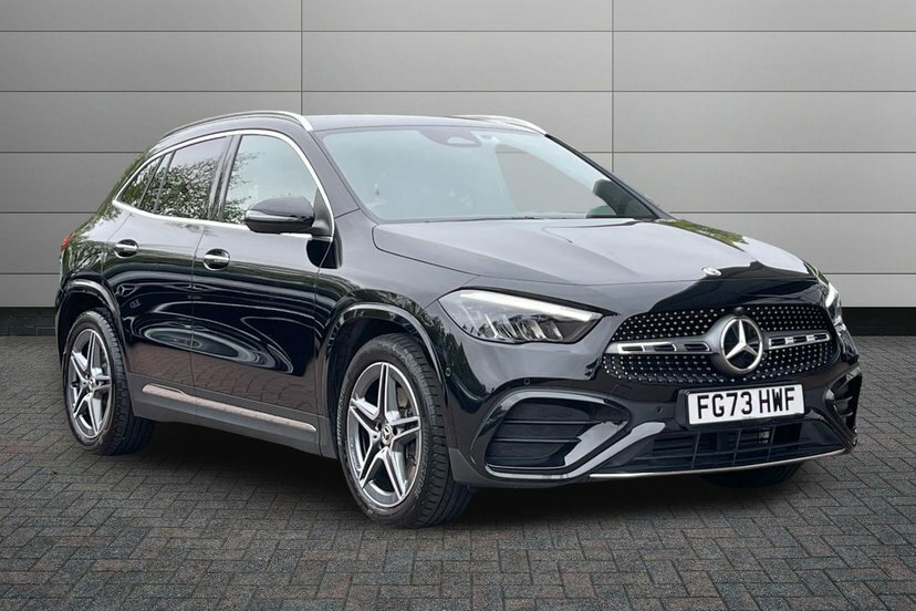 Mercedes-Benz GLA Class 2.0 Gla220d Amg Line Premium Suv 8G-d Black