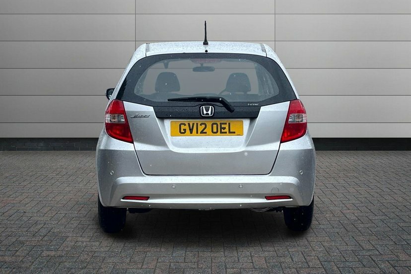 Honda Jazz 1.4 I-vtec Es Cvt Silver #12