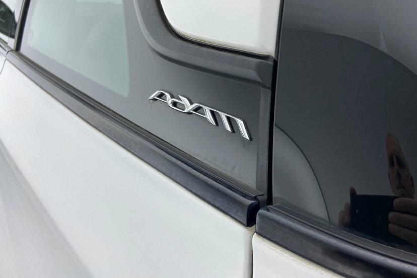 Vauxhall Adam Hatchback 1.4I Glam Euro 6 201666 White #14